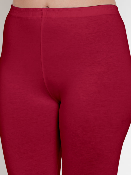 Women Black Maroon Super Combed Cotton Lycra Capri