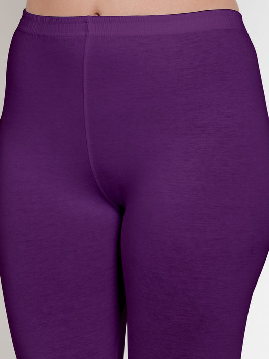 Women White Purple Super Combod Cotton Lycra Capri